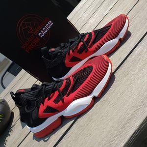 SIA COLLECTIVE 'George Floyd' edition sz13